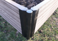 Угловой поворотный элемент 300*30мм для высокой грядочной доски из ДПК, черный Угловой поворотный элемент 300*30мм для высокой грядочной доски из ДПК, черный